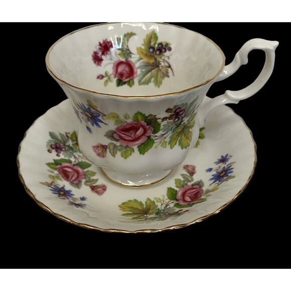 Royal Albert Other - Royal Albert Bone China Teacup And Saucer Roses Floral Grapes Leaves